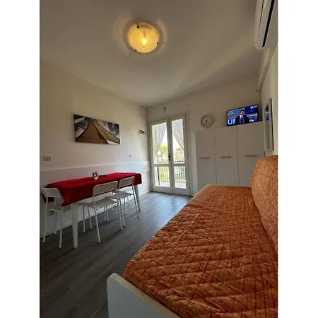 Renovated With Pool In Apartment