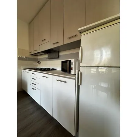 Apartment Renovated With Pool In *
