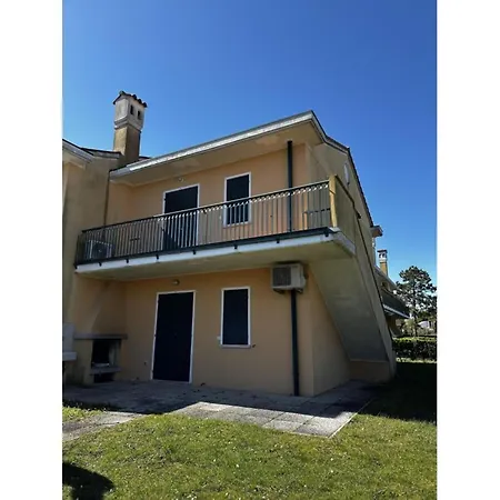Renovated With Pool In Apartment