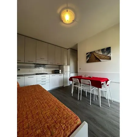 Renovated With Pool In Apartment Bibione