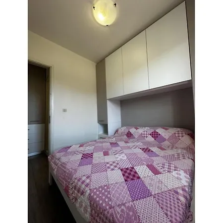 Renovated With Pool In Bibione